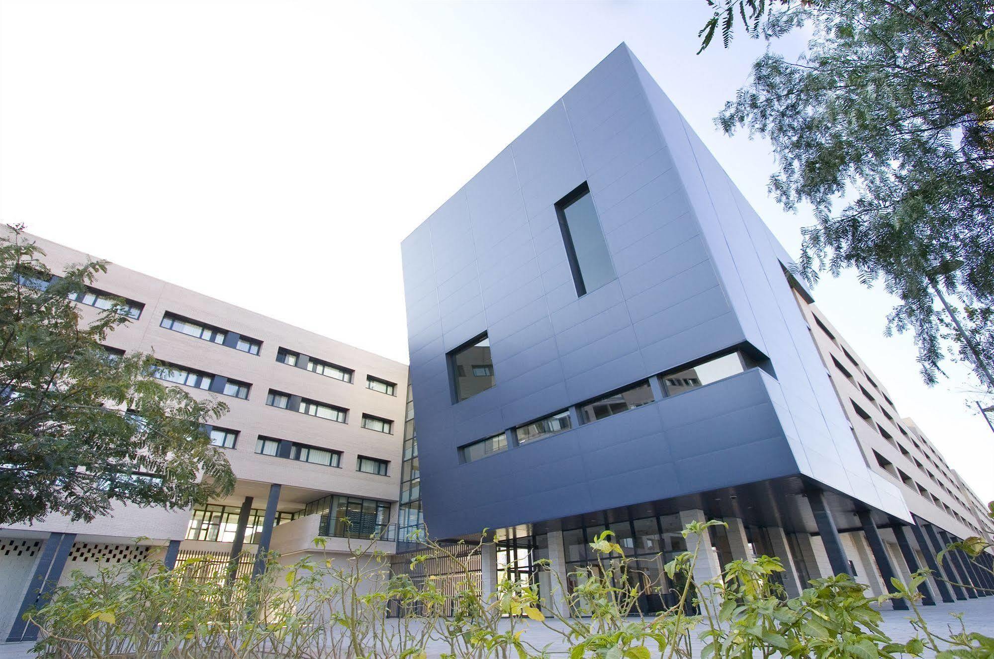 Villa Alojamiento Y Congresos - Villa Universitaria San Vicente Raspeig Bagian luar foto